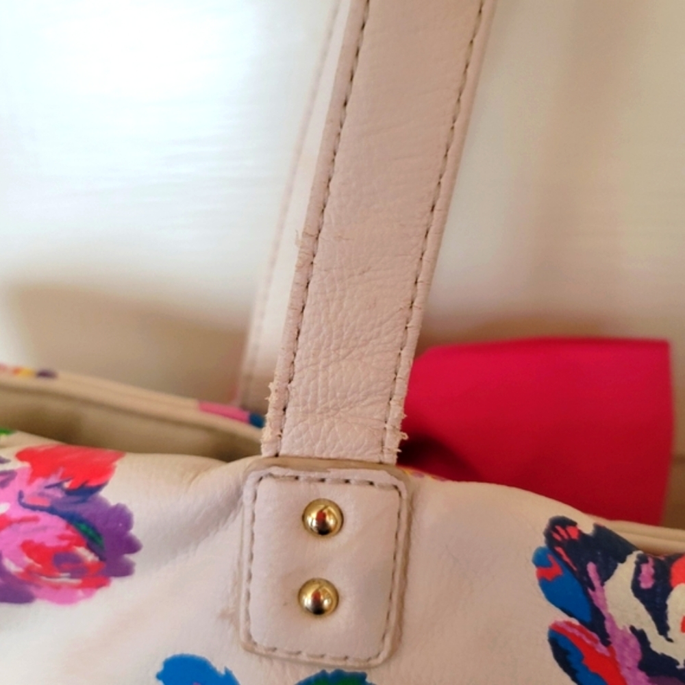 Betsey Johnson floral tote purse/ bag! - Picture 8 of 16